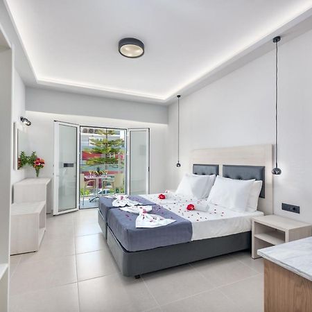 Breeze Luxury Rooms 拉加纳斯 外观 照片